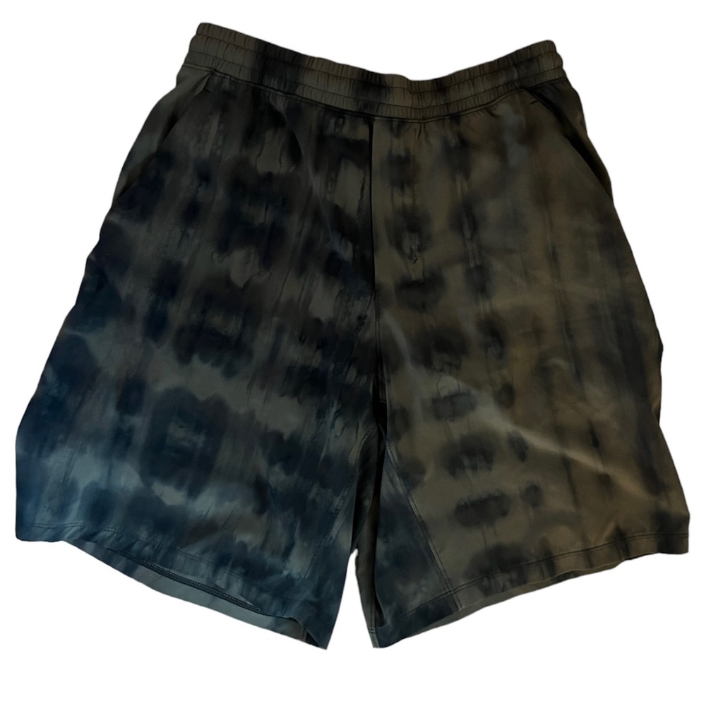 Men’s Lululemon Athletic Shorts Size M